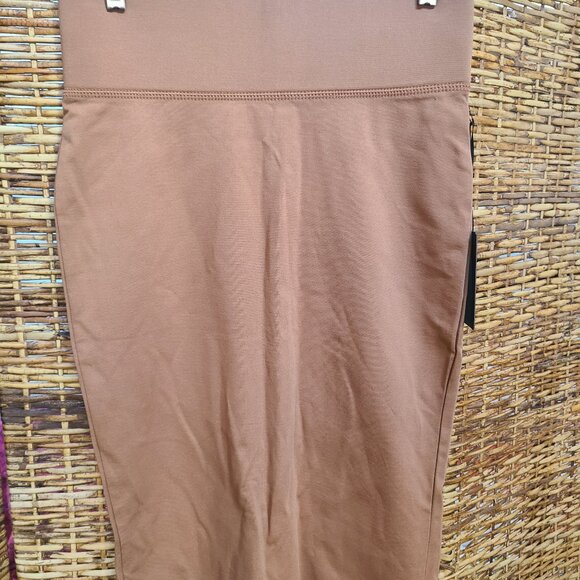 NWT Active USA Pencil Skirt Below Knee Tan Size Large Wide Stretch Waistband - Picture 2 of 6